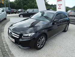 Schwarz Gebraucht 2017 Mercedes C180 Avantgarde Kombi | 19.990 € (Teuer)