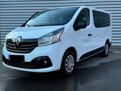 Weiß Gebraucht 2016 Renault Trafic Expression Van | 9.399 € (Teuer)