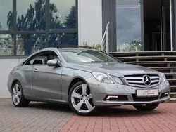 Silber Gebraucht 2009 Mercedes E350 Coupé | 9.900 € (Etwas zu teuer)