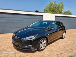 Schwarz Gebraucht 2017 Opel Astra Active Limousine | 9.900 € (Guter Preis)