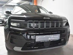 Schwarz Gebraucht 2024 Jeep Avenger Summit SUV | 18.380 € (Fairer Preis)