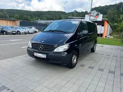 Schwarz Gebraucht 2010 Mercedes Vito Van / Kleinbus | 9.999 € (Fairer Preis)