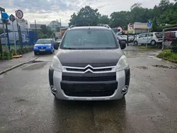 Noir onyx Gebraucht 2011 Citroën Berlingo XTR Van / Kleinbus | 4.250 € (Superpreis)