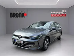Schwarz Neu 2024 VW Passat Business Kombi | 38.990 € (Guter Preis)