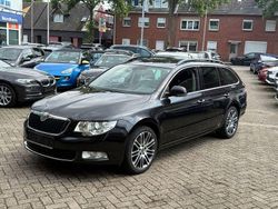 Schwarz Gebraucht 2013 Skoda Superb Family Kombi | 8.999 € (Fairer Preis)