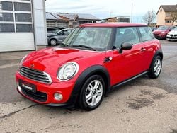Rot Gebraucht 2012 Mini ONE Kleinwagen | 6.900 € (Etwas zu teuer)