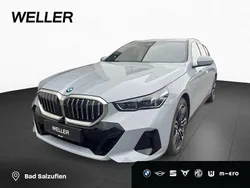 Grau Gebraucht 2024 BMW 520 M Sport Limousine | 50.490 € (Superpreis)