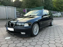 Schwarz Gebraucht 1996 Alpina B3 Kombi | 44.490 €