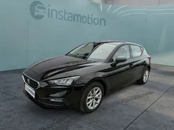Schwarz Gebraucht 2024 Seat Leon Limousine | 21.050 € (Guter Preis)