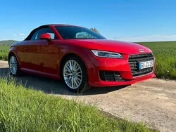 Rot Gebraucht 2015 Audi TT Roadster Cabrio | 19.800 € (Guter Preis)