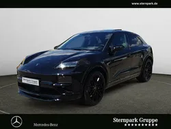 Schwarz Gebraucht 2024 Porsche Macan Turbo SUV | 114.900 €