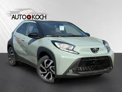 Grün Neu 2024 Toyota Aygo Team Kleinwagen | 18.840 €