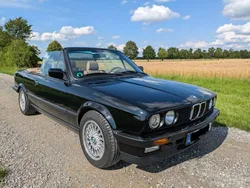 Schwarz Gebraucht 1989 BMW 325 Cabriolet Performance Cabrio | 25.900 €