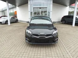 Zilinaschwarz metallic Neu 2025 Kia Ceed Sportswagon 4 Kombi | 27.900 € (Superpreis)