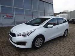 Weiß Gebraucht 2017 Kia Ceed Sportswagon Edition 7 Kombi | 10.680 € (Fairer Preis)