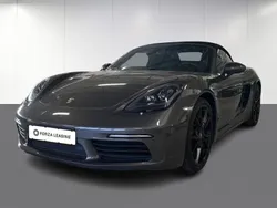 Grau Gebraucht 2019 Porsche 718 Cabrio | 56.250 €