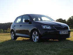 Schwarz Gebraucht 2016 Skoda Fabia Cool Edition Kleinwagen | 6.400 € (Fairer Preis)