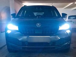 Grau Gebraucht 2020 Skoda Karoq SportLine SUV | 26.300 € (Fairer Preis)