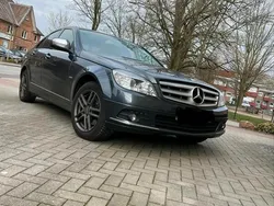 Grau Gebraucht 2007 Mercedes C200 Limousine | 14.900 €