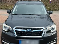 Grau Gebraucht 2016 Subaru Forester SUV | 16.199 €