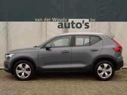 Grau Gebraucht 2020 Volvo XC40 Business Edition SUV | 20.653 €