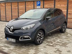 Blau Gebraucht 2015 Renault Captur Luxe SUV | 10.490 € (Fairer Preis)