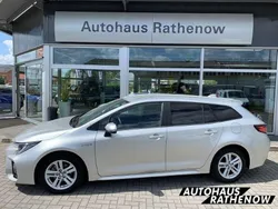 Silber Gebraucht 2023 Suzuki Swace Comfort+ Limousine | 27.990 € (Teuer)
