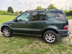 Grün Gebraucht 2000 Mercedes ML270 SUV | 1.999 € (Superpreis)