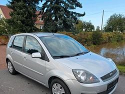 Silber Gebraucht 2008 Ford Fiesta Style Kleinwagen | 2.999 €