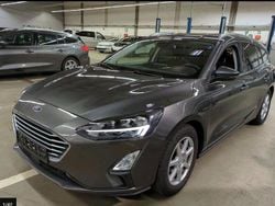 Grau Gebraucht 2021 Ford Focus Sport Limousine | 11.722 € (Guter Preis)