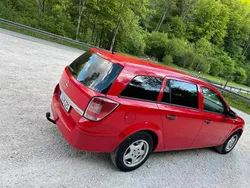 Rot Gebraucht 2010 Opel Astra Kombi | 1.599 € (Superpreis)