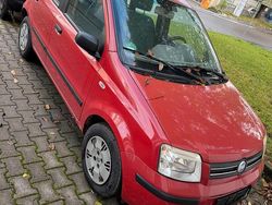 Rot Gebraucht 2006 Fiat Panda Kleinwagen | 350 €