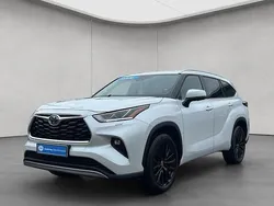 Weiß Gebraucht 2023 Toyota Highlander Luxury SUV | 53.990 € (Teuer)