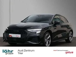 Mythosschwarz metallic Gebraucht 2024 Audi A3 Sportback S-Line Limousine | 40.980 € (Etwas zu teuer)