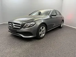 Grau Gebraucht 2018 Mercedes E300 Avantgarde Limousine | 26.799 € (Fairer Preis)