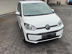 Weiß Gebraucht 2018 VW up! Kleinwagen | 6.899 € (Guter Preis)