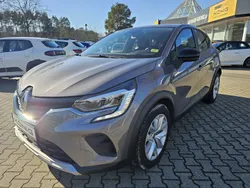 Grau Gebraucht 2024 Renault Captur Equilibre SUV | 19.499 € (Guter Preis)