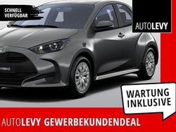 Grau Gebraucht 2024 Toyota Yaris Hybrid Business Edition Limousine | 23.909 € (Fairer Preis)