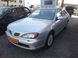 Silber Gebraucht 2002 Nissan Primera Visia Limousine | 2.599 € (Teuer)