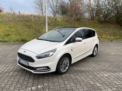 Weiß Gebraucht 2018 Ford S-MAX Vignale Van / Kleinbus | 12.900 € (Guter Preis)