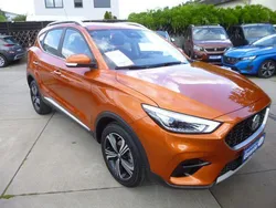 Orange Gebraucht 2024 MG ZS Comfort Limousine | 16.700 € (Superpreis)