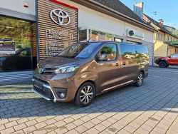 Barriquebraun metallic Gebraucht 2017 Toyota Proace Verso Plus Kombi | 22.700 € (Guter Preis)
