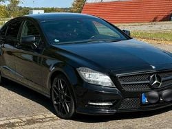 Schwarz Gebraucht 2011 Mercedes 320 AMG Coupé | 13.800 €