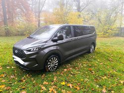 Grau Gebraucht 2024 Ford Tourneo Titanium Van / Kleinbus | 47.900 € (Teuer)