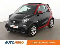 Schwarz Gebraucht 2018 Smart ForTwo Cabrio Passion Cabrio | 15.270 € (Fairer Preis)