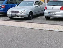 Mercedes 320