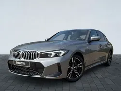 Grau Neu 2025 BMW 318 Performance Limousine | 45.990 €