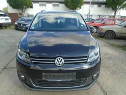 Schwarzmettalic Gebraucht 2012 VW Touran Van / Kleinbus | 6.300 € (Superpreis)