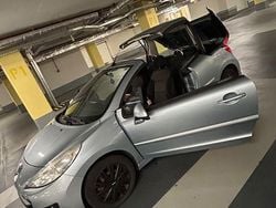Grau Gebraucht 2009 Peugeot 207 CC Filou Cabrio | 1.400 € (Guter Preis)