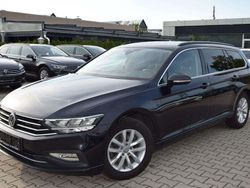 Deep black perleffekt Gebraucht 2019 VW Passat Business Kombi | 14.499 € (Fairer Preis)